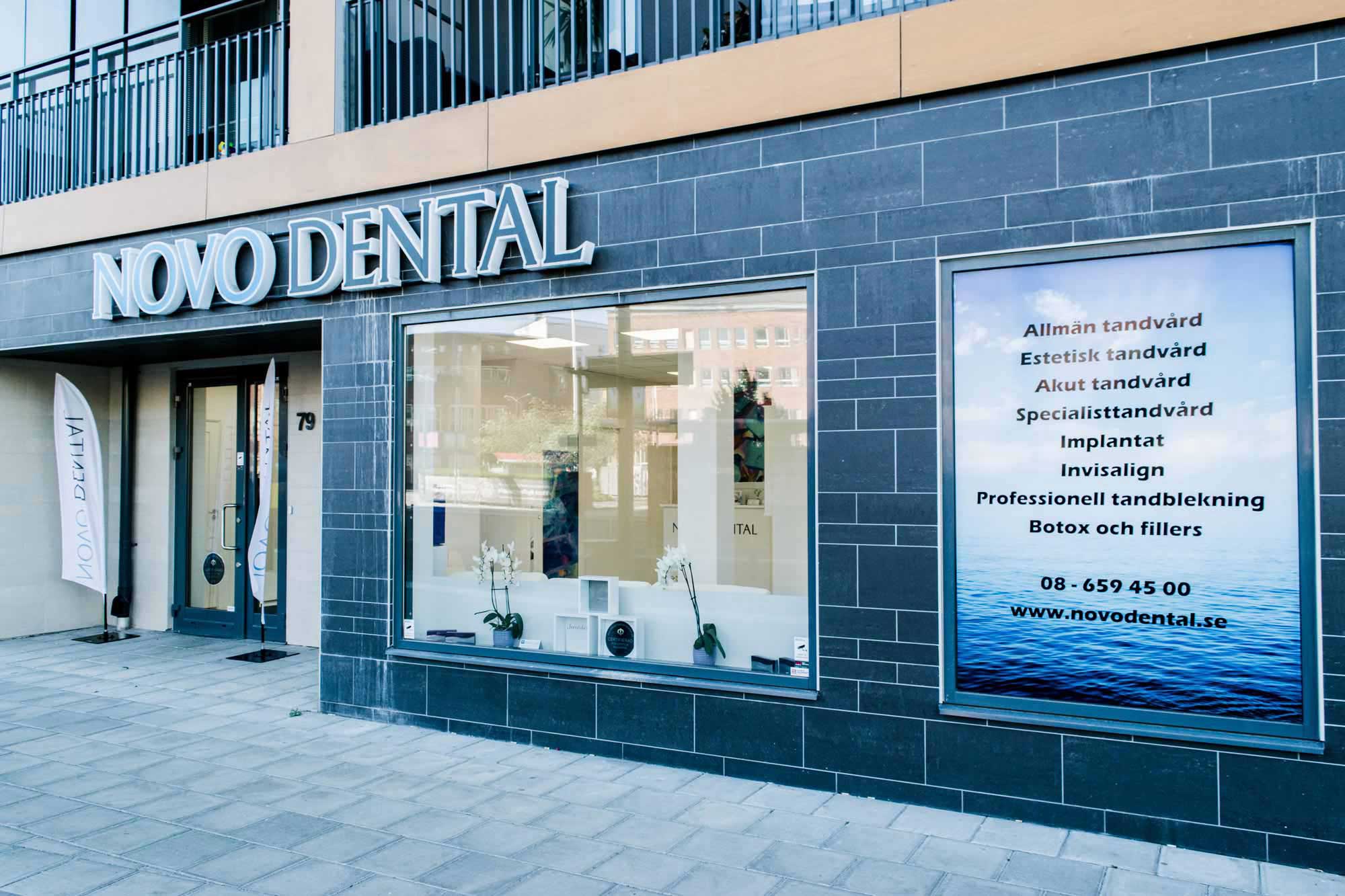 Utanför Novo Dental.